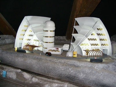 Puli Space Fejlesztő és Szolgáltató Kft. Tudásközpont Hold koncepció  makett